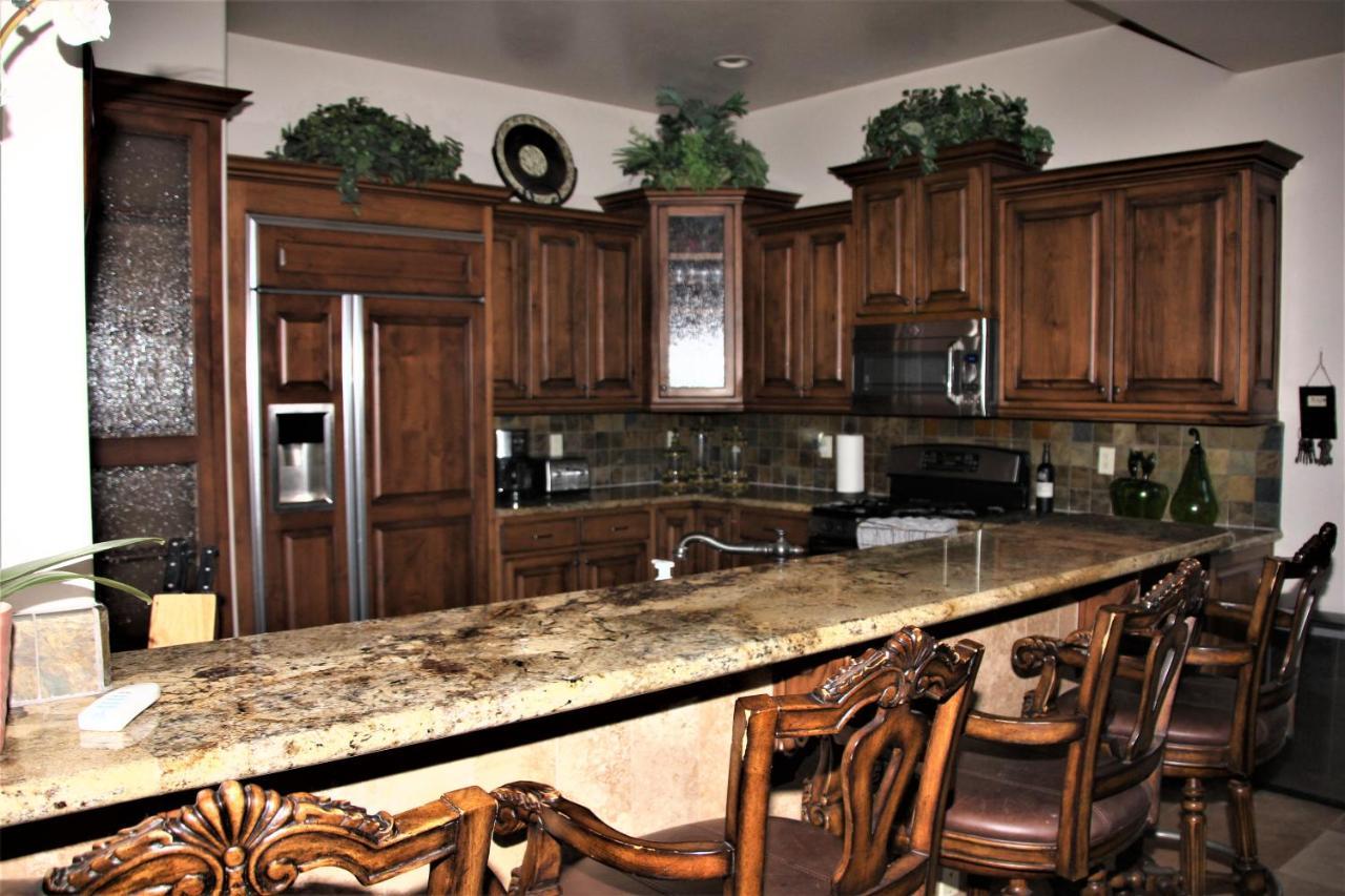 Your Home Away From Home Tucson Bagian luar foto