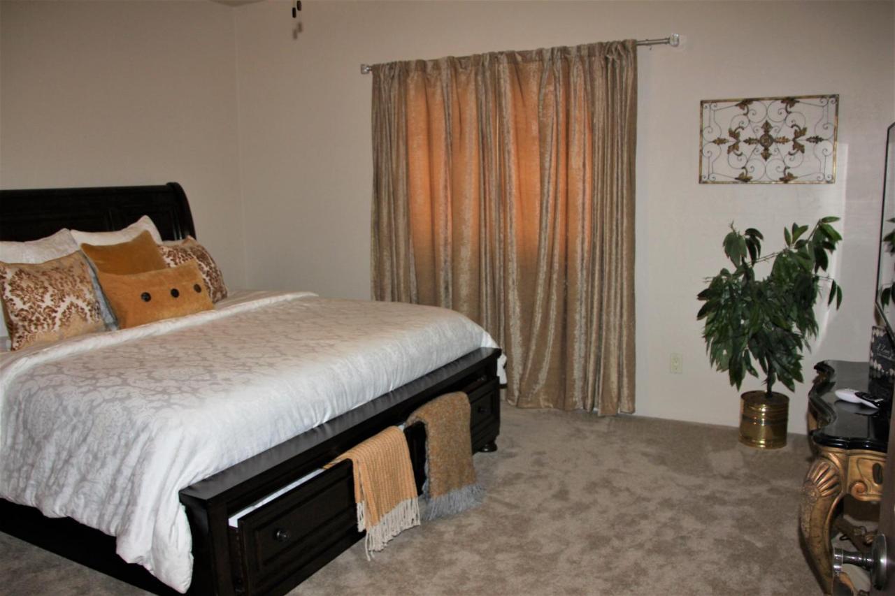 Your Home Away From Home Tucson Bagian luar foto